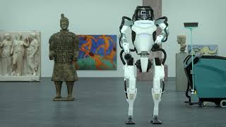 When Atlas robot got a job in the museum... by Bug Body 3,111 views 1 year ago 1 minute, 33 seconds