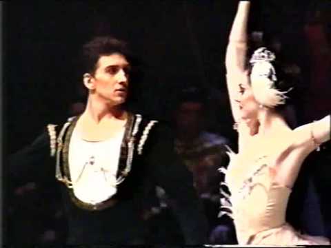 Swan Lake 3 Act Pas de Fiancèes by J Carter T Colon Cynthia Harvey Julio Bocca 1995