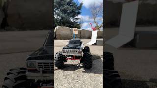 FMS Smasher Backflips #rc #FMS #Smasher #FMSsmasher #rcTruck #backflip