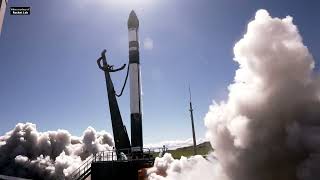 Electron launches the 13th StriX satellite