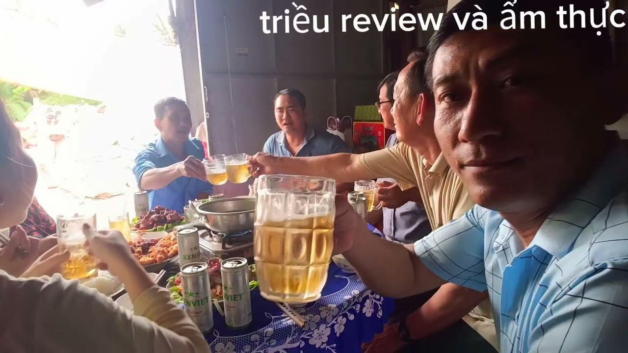 Mùng 7 ăn tết sum họp gia đình nha cả nhà #mung7 tết 