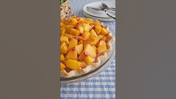Fresh Peach Pie with a sweet glaze and homemade whip cream! Comment PIE for recipe! #peachpie #yum