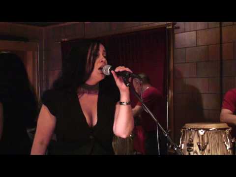 Jetta "It's My Horsey" live session (Singer-Songwr...