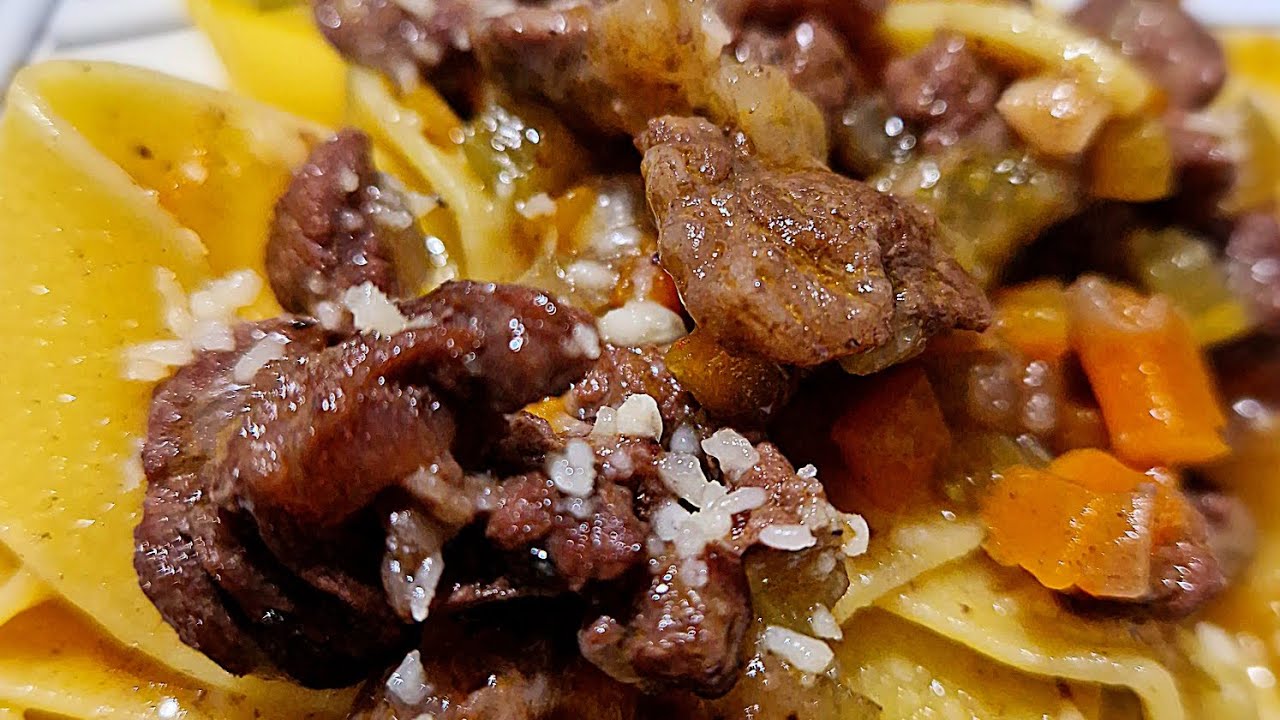 Pappardelle al Ragù di Cinghiale - YouTube