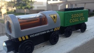 2013 Thomas The Tank Engine Wooden Toy Railway - Oil & Coal Cargo 2 Pack - Fisher Price Train Review