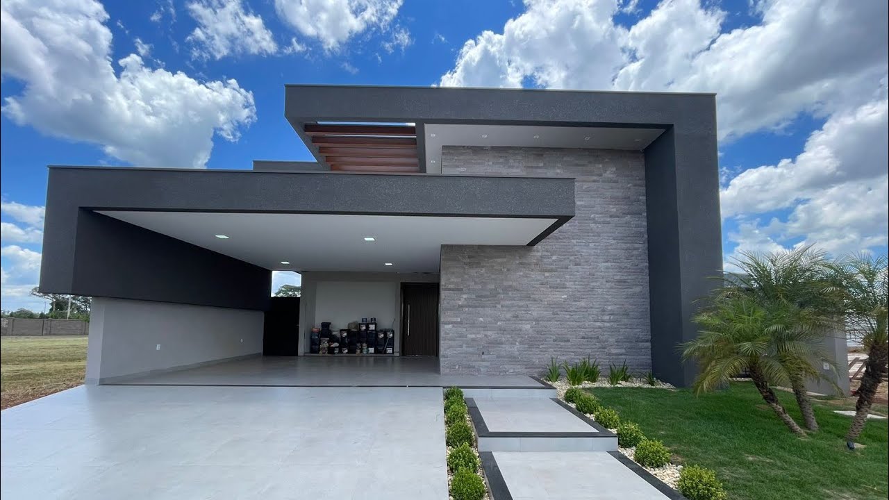 Linda Casa Térrea em Condomínio fechado em Dourados-MS. A suíte principal é maravilhosa.