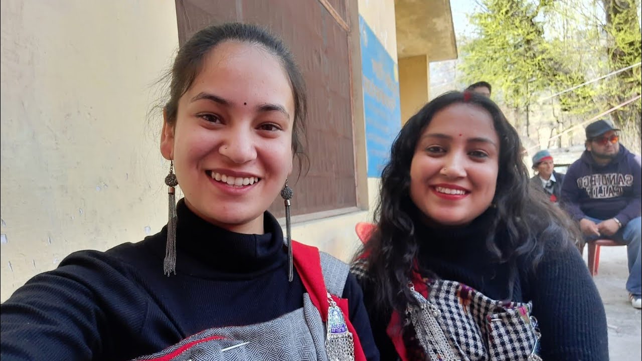 ||SIMRAN BHARDWAJ K GANE MAIN JHOOM PADI MAHILAYE|| SPECIAL VLOG||#devbhoomi #himachal#likeforlikes