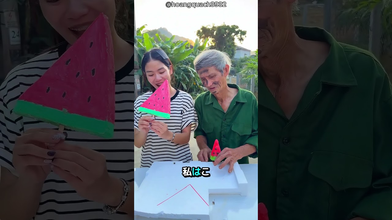 スイカのサプライズはスポンジだった! 🍉😲
