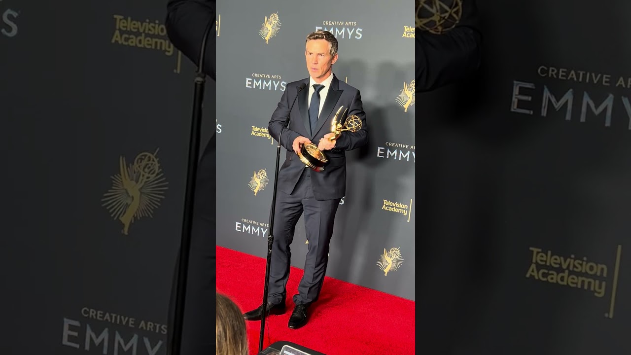 Shawn Hatosy backstage at the 2025 Creative Arts Emmys after winning for 'The Pitt'