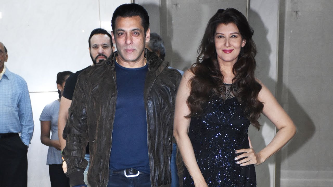 Salman Khan's EX-Gilfriend Sangeeta Bijlani At Bhaijaan's 54th Birthday