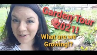 Tour our Garden with me ! What&#39;s Growing?