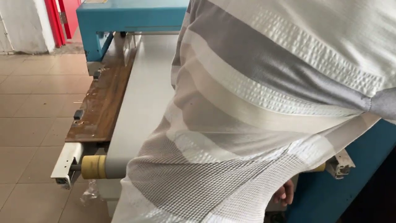 Garments metal detector machine working procedure 