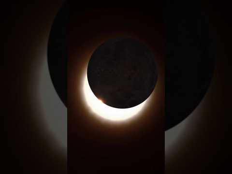Lo que Nadie te ha Contado Sobre los Eclipses Solares