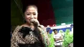 Karang Cinta - Lilin Herlina.mp4