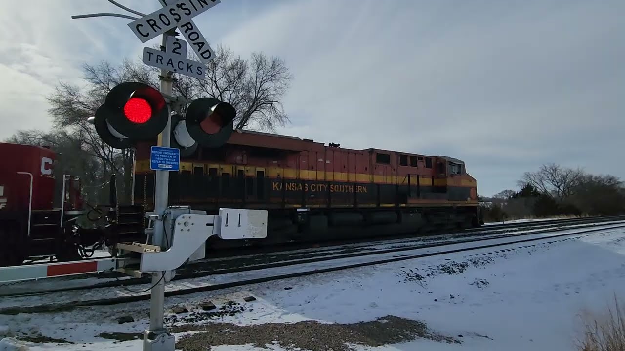 Train 445 Pulling 187 Cars Departing South Haven, MN