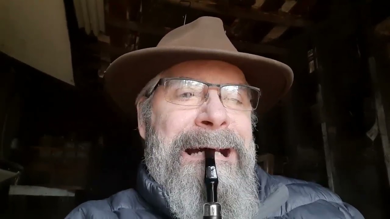 Tobacco club...My Peterson 303 with some Early Morning Pipe.           l