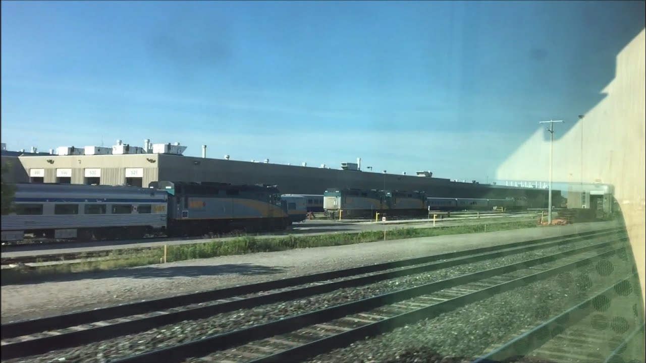 GO Transit HD 60 FPS: Riding Lakeshore West Line (Toronto Union Station To Oakville) 7/3/16