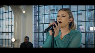 BENNETT - LookWhatYouMadeMeDo [Live Performance]