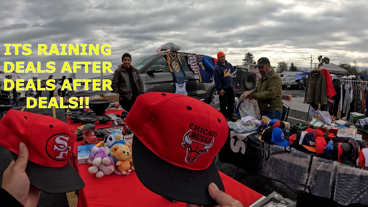 Скидки просто СУПЕР! Лего, карточки Marvel, футболки, винтажные шляпы на барахолке!