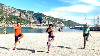 ZUMBA Handclap - Fitz and the tantrums DANCE COVER sur la plage des Sablettes à Menton Côte d'Azur