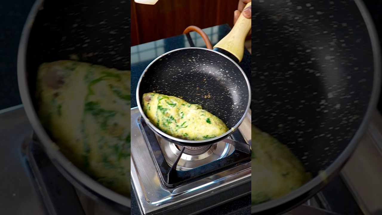 Омлет с грибами 🍄 и шпинатом 🍳