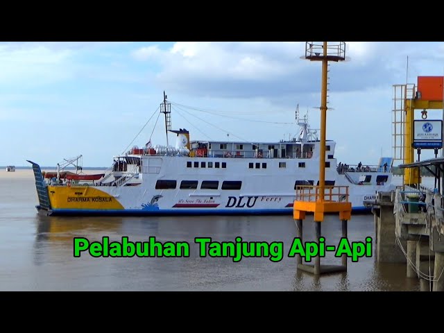 Pelabuhan Tanjung Api Api Sumatera Selatan class=