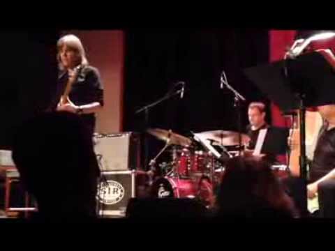 Mike Stern at Yoshi's San Francisco December 2013