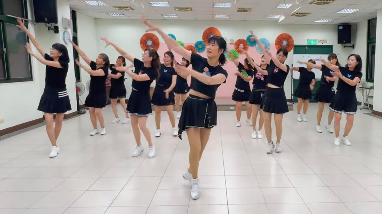 北屋舞蹈班 --- 浪跡天涯 / 陳淑樺 / 編舞 : Gina Peng (君君老師)