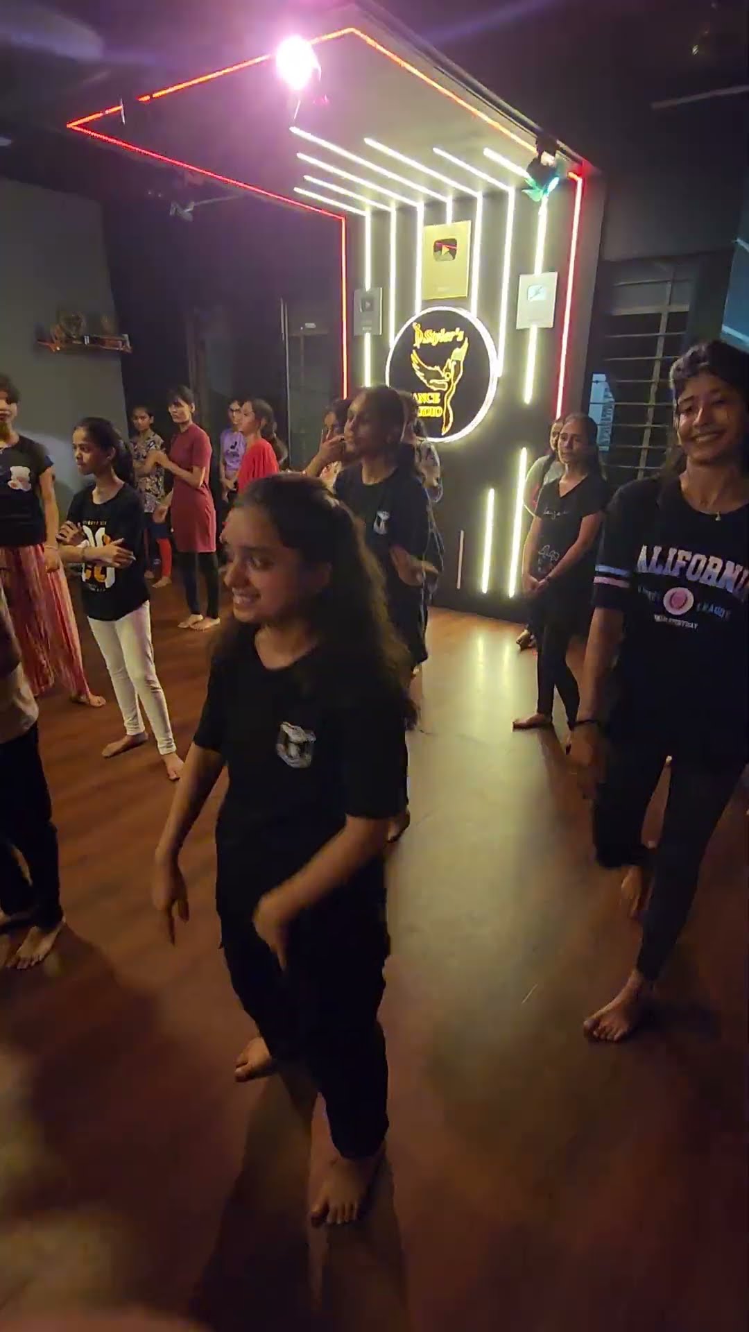 Bhala Mori Rama. #garbasteps#dandiya2024 #garba2k24#garbareels #garbanight#garbapuneker #dancereels