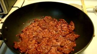 Khô Bò Chay - Vegy Beef Jerky Thịt chay (loại thịt khô, màu đậm) Mè...