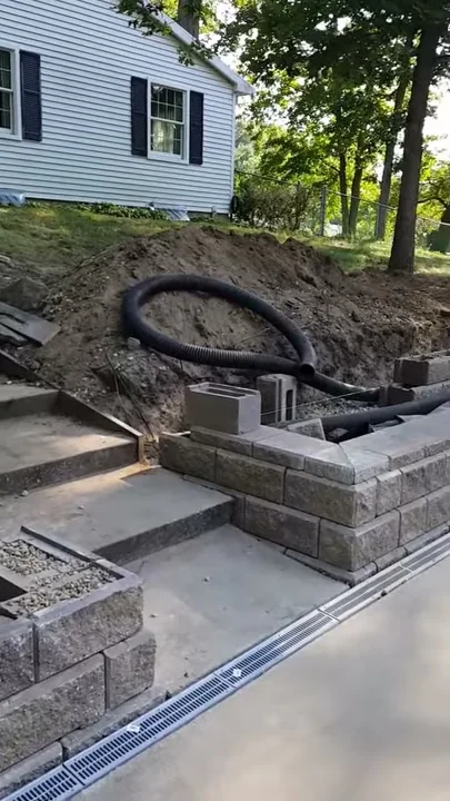 Retaining wall. Aug 1 2017