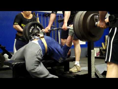 Jamie Matta - Bench Press - 545 x 2