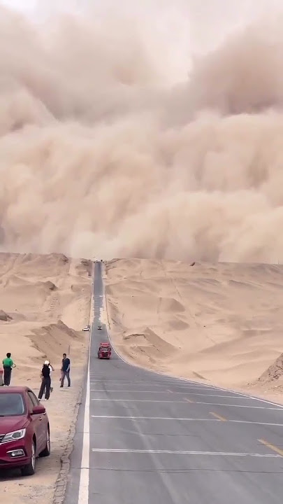 This is how the sand storm looks like in the Sahara desert#shorts