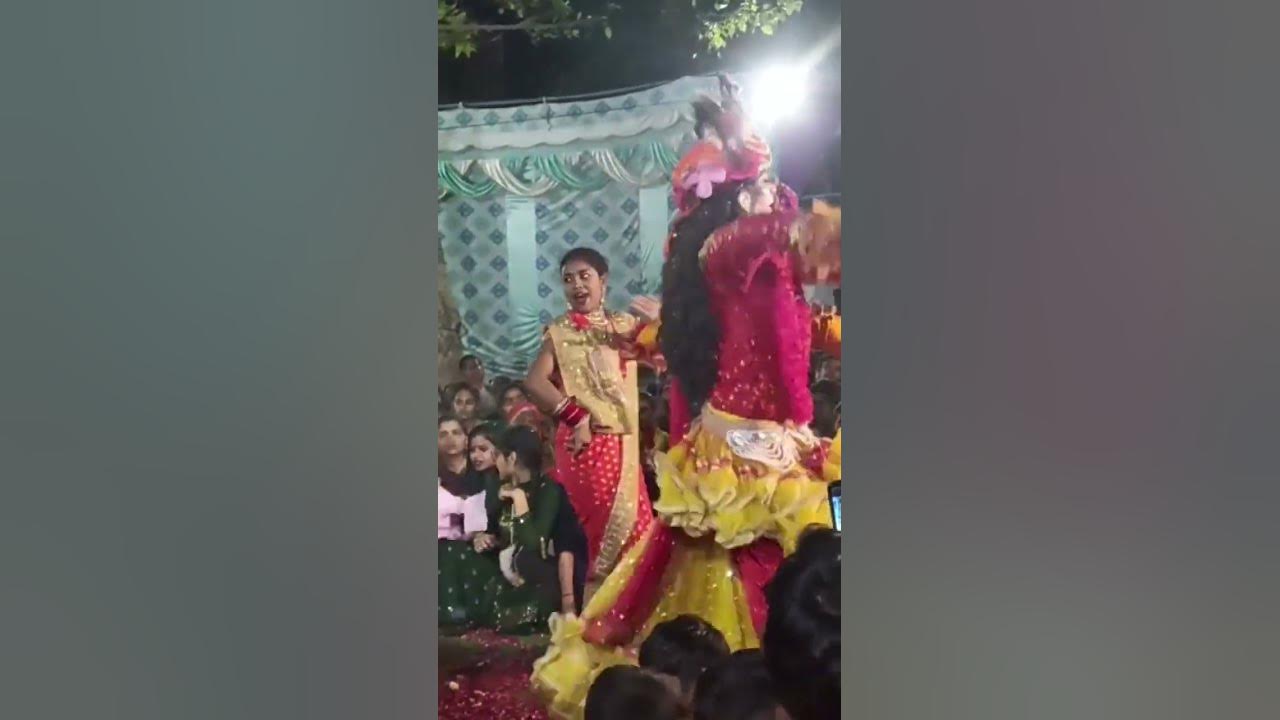 gopiyo sang holi
