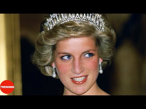 Video: Da li kraljevska porodica posjeduje Buckinghamsku palatu?