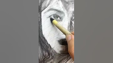 I - Day drawing a beautiful girl sketch with charcoal pencil in 3 sec surprise #drawing #short #diy