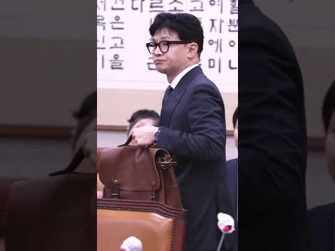 떠나는 한동훈 붙잡는 김의겸 출처--채널A #shorts