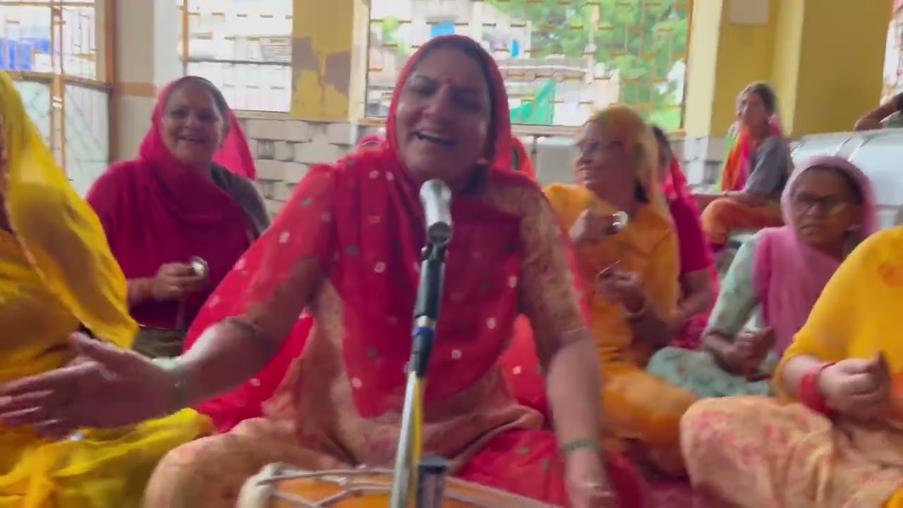 तारा सु जड़ियोड़ी चुन्दर लावो दीनानाथ।बहुत प्यारा भजन सुनाया।सुने और आनंद ले।सब्सक्राइब भी करे 🙏