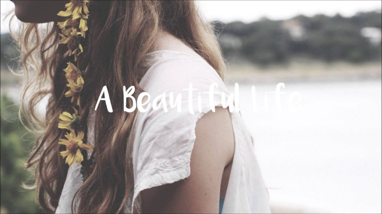 Guarda IYES - Lessons su YouTube Guarda IYES - Lessons su YouTube