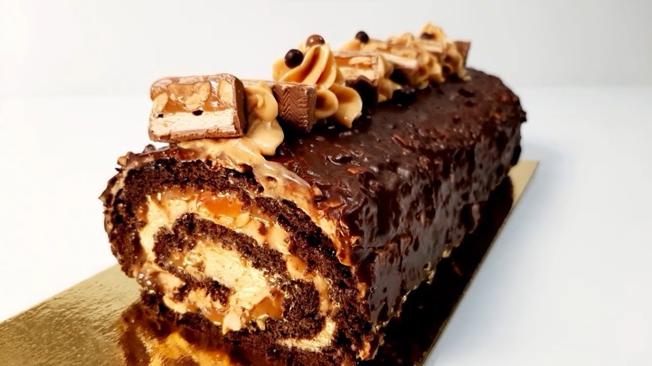 Gâteau roulé façon snickers | رولي السنيكرز 😋