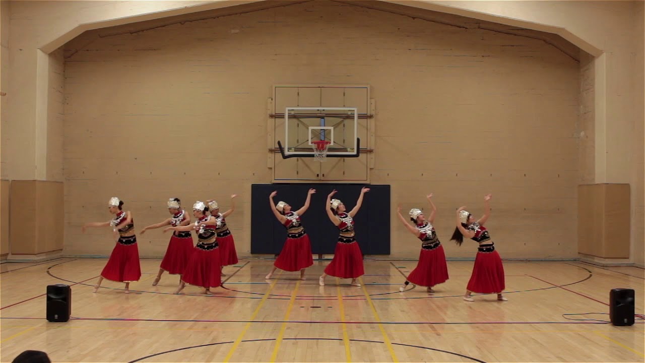 [FTD Fall Showcase 2017] FTD Spring 2017 Mainpiece -  "A Touch of Red"