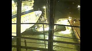 This is why ships use tugboats