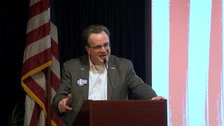 Mike Harmon campaigns for GOP gubernatorial nomination at Southern Kentucky Lincoln Day Dinner