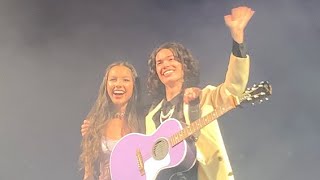 Olivia Rodrigo \u0026 Conan Gray - The One That Got Away - Vancouver - April 8, 2022