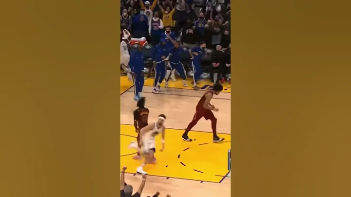 Clay Thomasons great comeback game dunk!