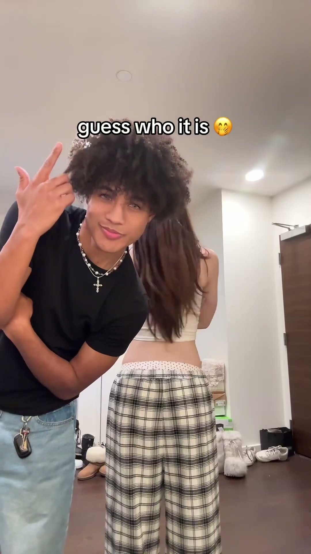 who is it? ? #shorts #skyyjade