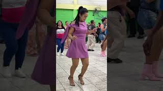 Estás 3 razones para ver bailar a Vanessa 😱 #baile #reels #salsa #cumbia #salsamexicana #dance