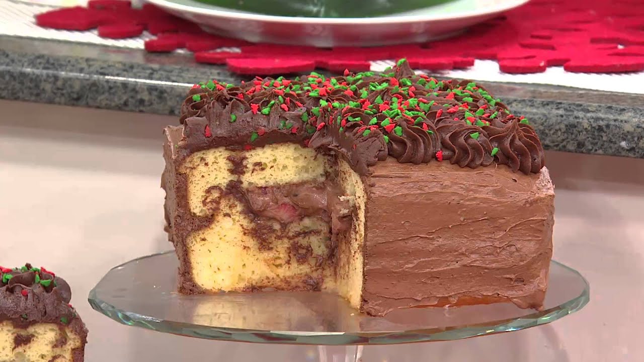 Mrs Fields Fill and Flip Round & Square Layer Cake Pans with Dan
