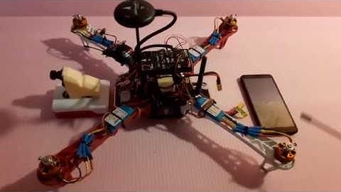 Pixhawk 4 Based Quadcopter with 4G FPV Test Flight and Crash