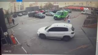 Kadın Sürücü 9 Araca Çarptı Araç Boşluğa Uçtu